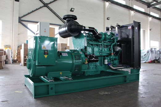 抚远320kw康明斯柴油发电车出租组图片 抚远320kw康明斯柴油发电车出租组图片